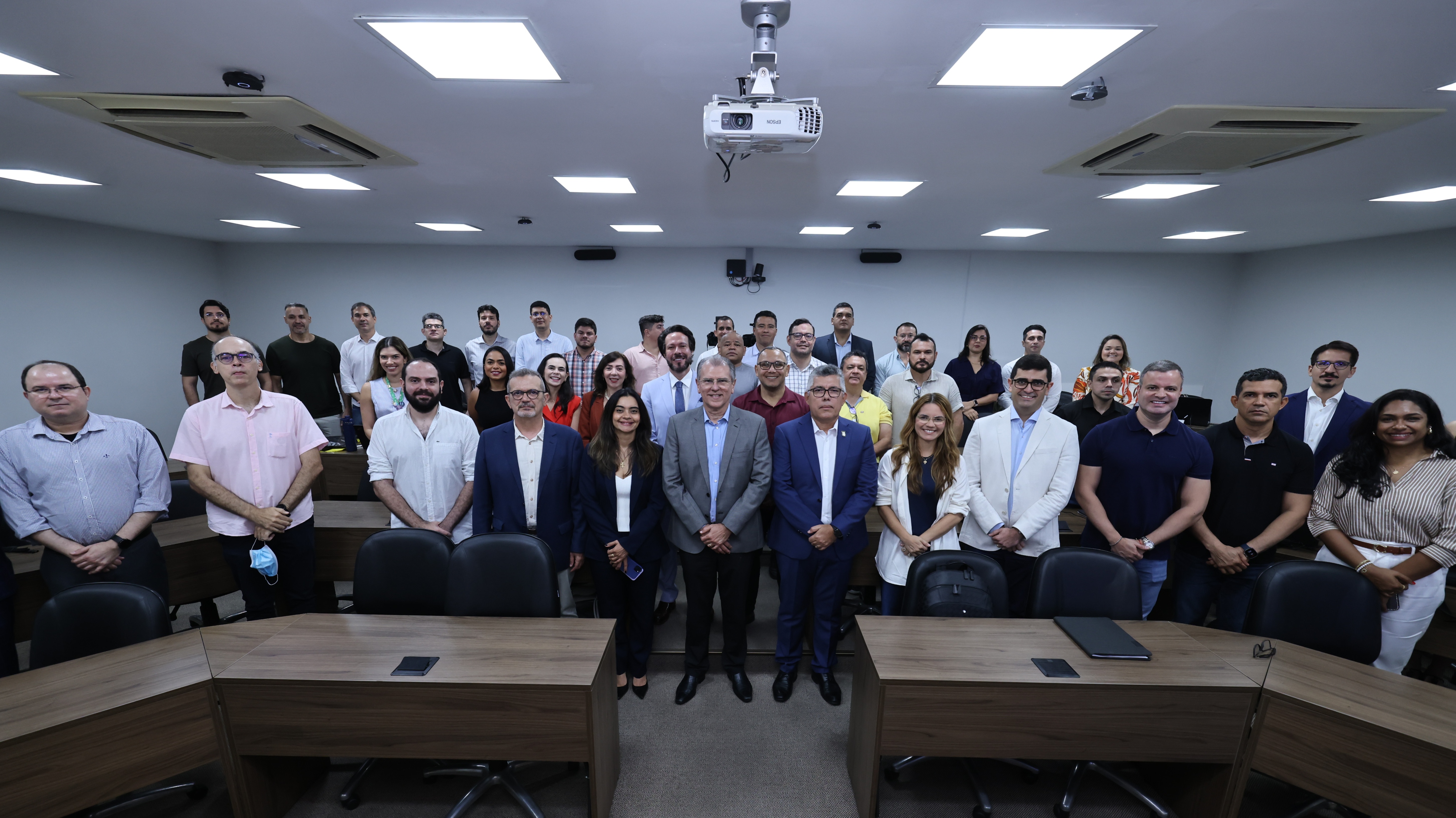 A turma, que passará por módulos presenciais e on-line, é composta por 33 alunos - Foto: Ares Soares