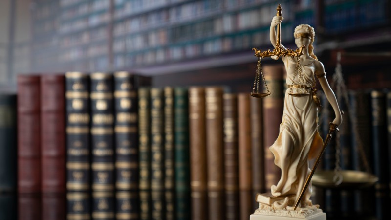 Novos cursos têm como foco ampliar e fortalecer conhecimentos de quem atua na área do Direito. (Foto: Getty Images)