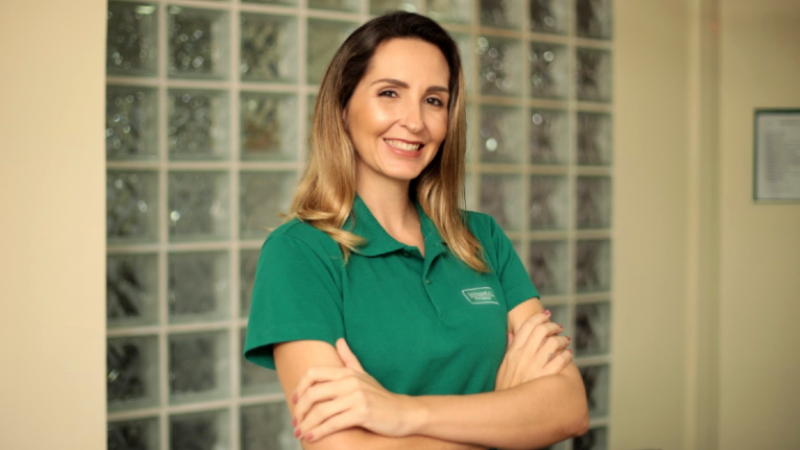 Natural do Rio de Janeiro, Fernanda Colares é doutoranda em Saúde Coletiva pela Unifor, onde também atua como docente. (Foto: Acervo Pessoal)