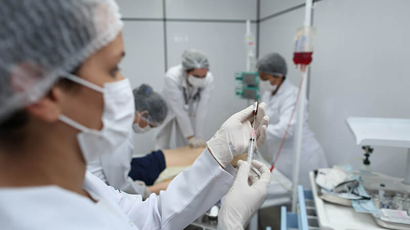 No internato, os graduandos de Enfermagem vivenciam a prática profissional em hospitais e unidades de saúde (Foto: Ares Soares)