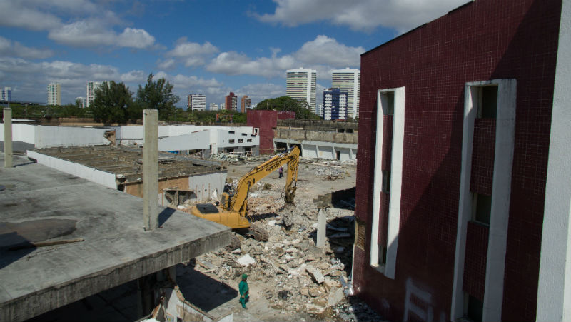 Técnica vai permitir o reaproveitamento dos resíduos sólidos na construção de um novo estacionamento da Fundação Edson Queiroz. Foto: Ares Soares