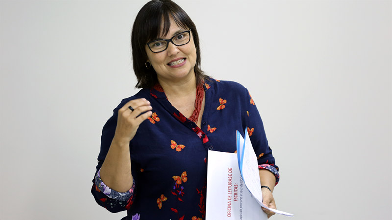 Mestre e Doutora em Comunicação e Semiótica, Eliane Diógenes é professora dos cursos de Psicologia e Cinema da Universidade de Fortaleza (Foto: Ares Soares)