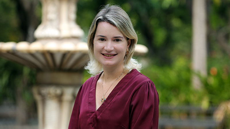 Professora Beatriz Rosa, chefe de Divisão Lato Sensu e Educação Continuada da Pós-Unifor (Foto: Ares Soares)