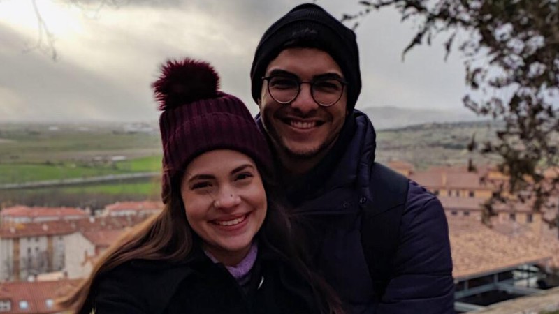 Ana Clara Albuquerque e Iury Sávio Cavalcante relembram a viagem feita para a Espanha em dezembro do ano passado (Foto: Arquivo pessoal)