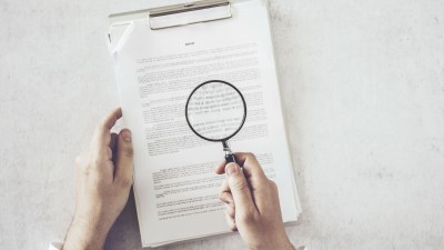 Combater o plágio é crucial para a qualidade e validação das pesquisas científicas (Foto: Shutterstock)