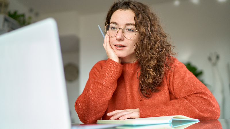 O curso, virtual e assíncrono, estará disponível para alunos de graduação e pós-graduação da Unifor (Foto: Getty Images)