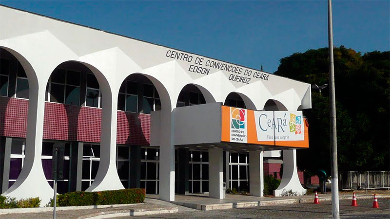 O antigo Centro de Convenções Edson Queiroz, em fotografia de 2011 (Foto: Paulo Targino Moreira)