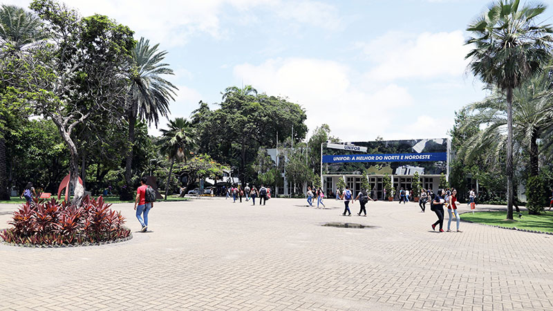 Do Brasil, constam no ranking apenas dez instituições de ensino superior, sendo a Unifor a única instituição particular. (Observação: foto do campus antes da pandemia)