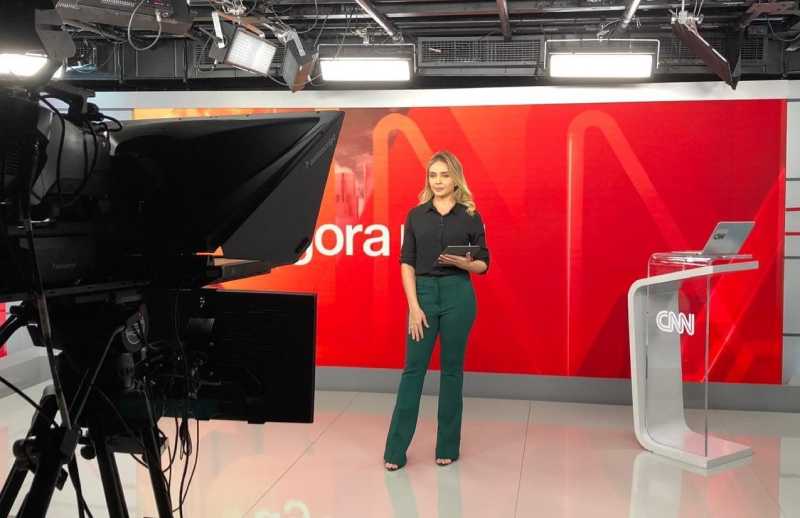 Formada pela Universidade de Fortaleza, Taís Lopes trabalha atualmente na emissora CNN Brasil, com sede em São Paulo. (Foto: divulgação)
