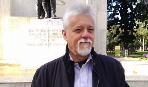 O professor Cajazeiras faleceu por Covid-19 em 13 de maio deste ano, deixando muita saudade entre todos que fazem a Unifor.
