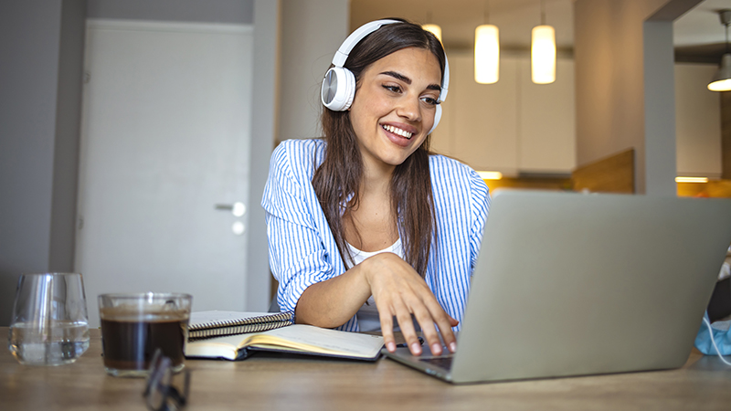 É possível escolher a data da prova (redação) e não há taxa de inscrição. (Foto: Getty Images)