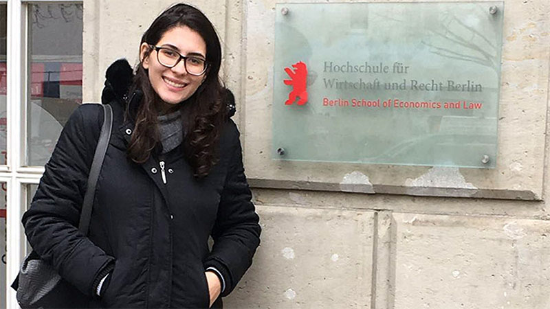 Juliana Leite, aluna da Unifor que participou do programa de Dupla Titulação e estudou na Berlin School of Economics and Law (Foto: Arquivo pessoal)