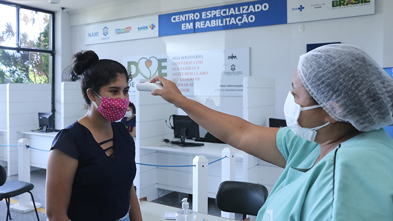 A ação integra os esforços da Secretaria de Saúde do Estado (Sesa) para testagem em massa de profissionais da educação. (Foto: Ares Soares)