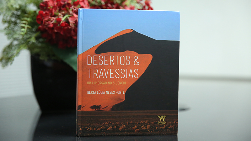 “Desertos e travessias: uma imersão no silêncio”, de Berta Lúcia. Foto: Ares Soares.