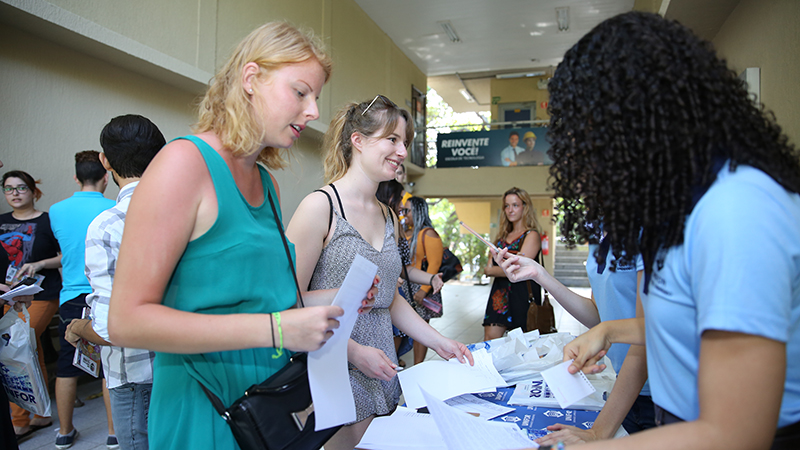 O Buddy Program é uma oportunidade voluntária de troca de experiências entre alunos Unifor e alunos estrangeiros.  Foto: Ares Soares.