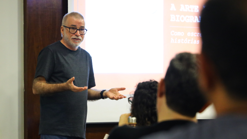 Jornalista e autor cearense, Lira Neto é referência em narrativas biográficas (Foto: Ares Soares)