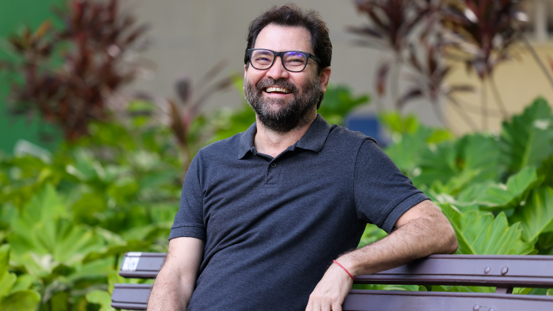 Mais conhecido como Dr. Tanta, o médico epidemiologista é docente do curso de Medicina da Universidade de Fortaleza (Foto: Ares Soares)