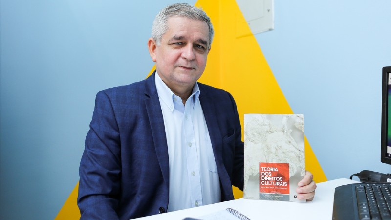 Humberto Cunha é autor do livro “Teoria dos Direitos Culturais: Fundamentos e Finalidades”, resultado de mais de duas décadas de pesquisas (Foto: Ares Soares)