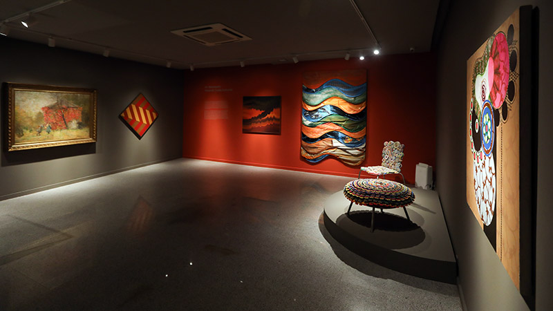 Na exposição “50 Duetos” são feitas conexões entre mais de 100 obras do acervo da Fundação Edson Queiroz (Foto: Ares Soares)