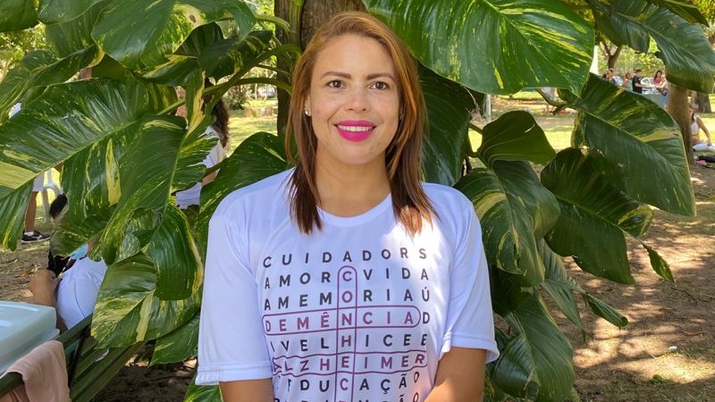 A fonoaudióloga Cláudia Sousa é membro Associação Brasileira de Alzheimer - Regional Ceará (Foto: Arquivo pessoal)