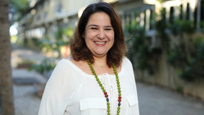 Doutora em Educação, Xênia Diógenes Benfatti é professora e pesquisadora da Universidade de Fortaleza (Foto: Ares Soares)