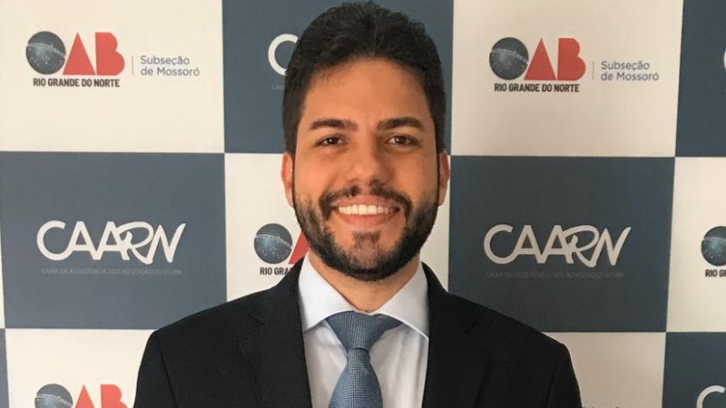 Advogado e especialista em Marketing Jurídico, Pedro Henrique Oliveira é fundador da página Nação Jurídica (Foto: Divulgação)