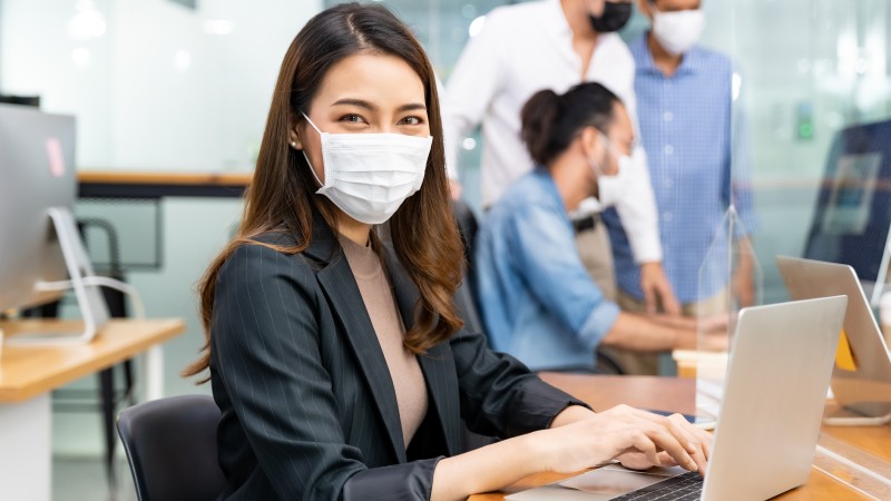 A realização de estágios durante a graduação têm papel fundamental para o crescimento profissional dos estudantes (Foto: Getty Images)