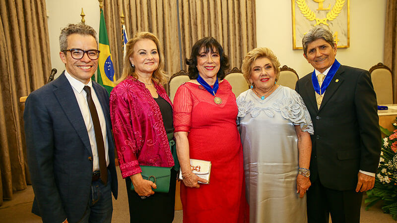 Na solenidade realizada pela ACL, foram concedidos títulos de honraria como forma de reconhecimento ao trabalho de incentivo à cultura