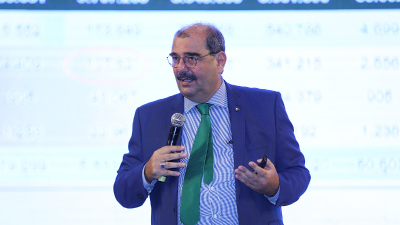 Além de presidente do CNE, Luiz Roberto Liza Curi também é membro do Conselho Superior da Coordenação de Aperfeiçoamento de Pessoal de Nível Superior (Capes) e da Comissão do Plano Nacional de Pós-Graduação (Foto: Ares Soares)