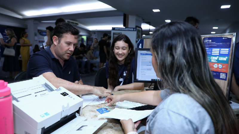 O período de rematrícula na Universidade de Fortaleza para o próximo semestre vai até o dia 31 de janeiro de 2023 (Foto: Ares Soares)