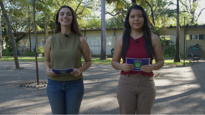 Misaelly Silva e Ana Flávia Viana, estudantes de Jornalismo da Unifor, apresentam o Mundo no Campus nesta quarta-feira, 13 de setembro, às 19h (Foto: Ricardo Ventura)