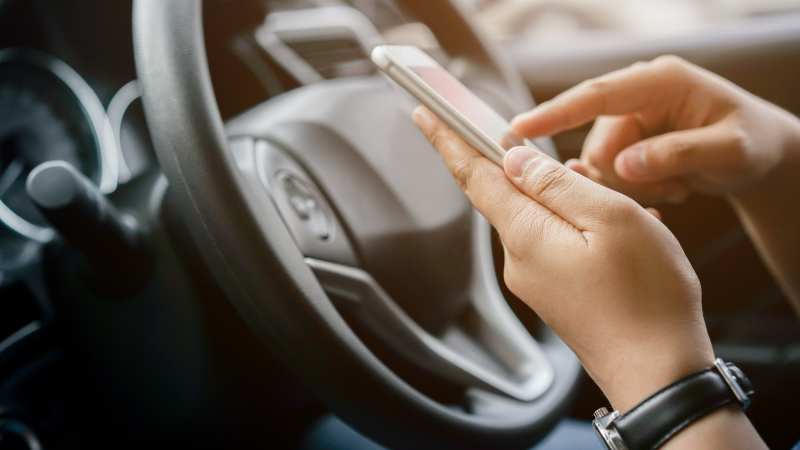 Dados do IBGE mostram que, em 2022, o Brasil tinha 1,5 milhão de motoristas prestando serviços para as plataformas digitais e aplicativos (Foto: Getty Images)