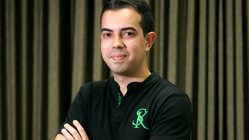 O jornalista Antero Neto, narrador das transmissões esportivas da TV Verdes Mares (Foto: Rádio Verdinha/Divulgação)