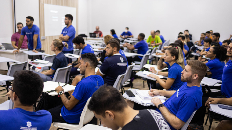 Cursos são oportunidade para adquirir novos conhecimentos na área da Educação Física (Foto: Lucas Plutarcho)