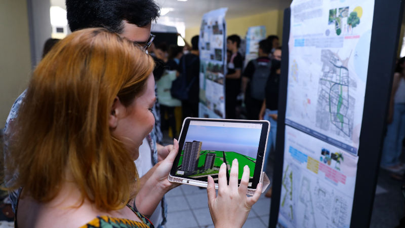 “Dia T” é um evento semestral voltado para alunos e professores do Centro de Ciências Tecnológicas da Unifor (Foto: Ares Soares)