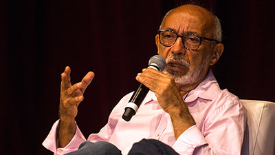O professor Gilmar de Carvalho (Foto: Bruno Bressam)