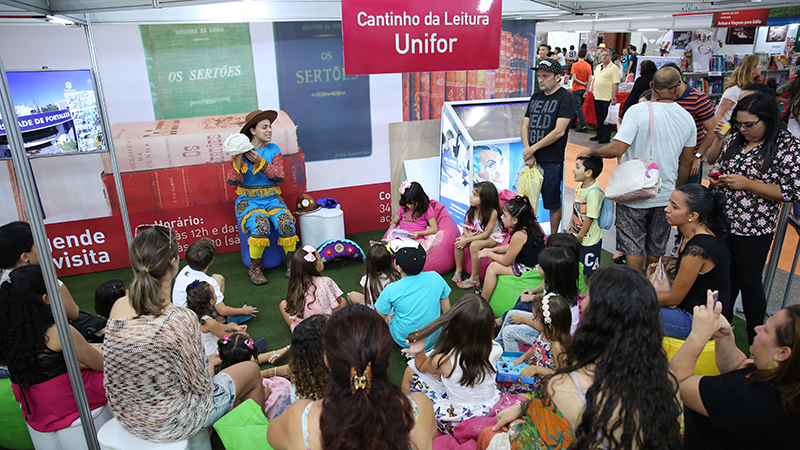 Durante a programação da Bienal do Livro, a Universidade de Fortaleza se fará presente com diversas atividades. Foto: Ares Soares.
