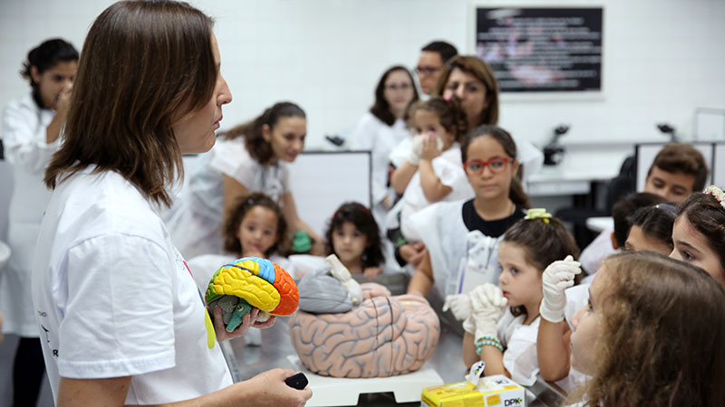 Crianças, adolescentes, alunos e curiosos sobre Neurociências poderão participar das atividades propostas. (Foto: Ares Soares)