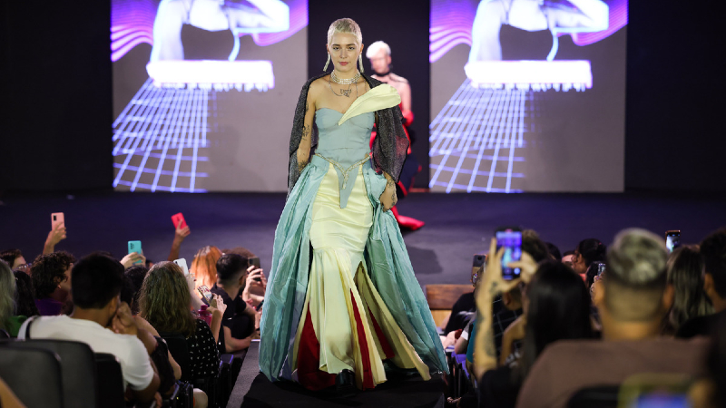 O desfile de Moda da Unifor, realizado por alunos da instituição, integra a programação do colóquio (Foto: Ares Soares)