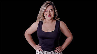 Lidú Figueiredo é consultora de marketing digital para empresas do mercado de luxo, graduada em Publicidade e Propaganda, especialista em design gráfico e mestre em Administração de Empresas com foco em Marketing direcionado à empresas do nicho de luxo (Foto: Divulgação)