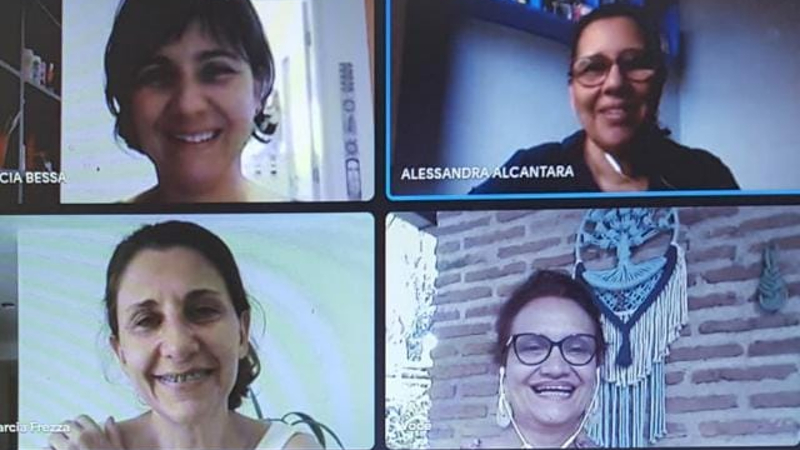 Organizadoras do livro em reunião online feita em 2022 para debater a produção da obra (Foto: Arquivo pessoal)