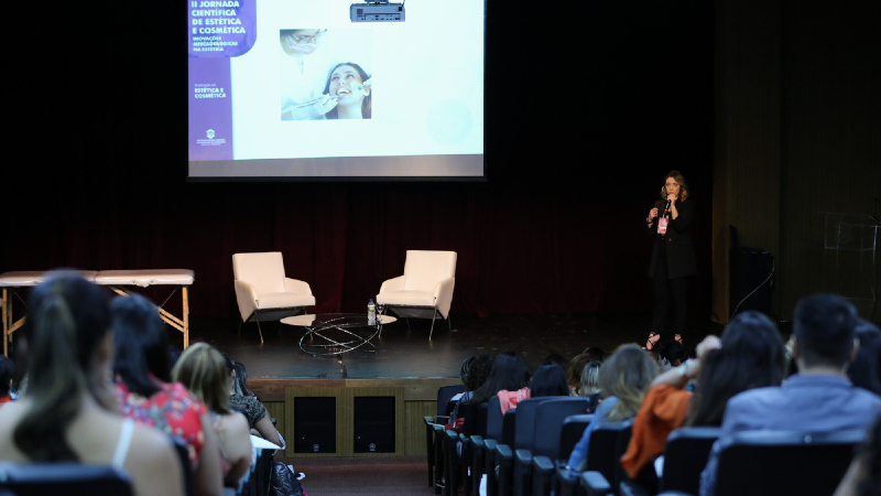 A Jornada Científica é tradição do curso de Estética e Cosmética da Unifor (Foto: Ares Soares)