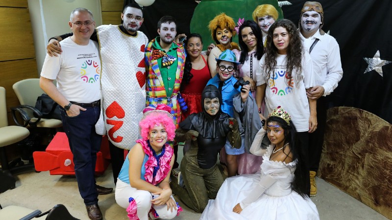 Evento realizado pelos projetos Brincando com Livros e Projeto Quinta Literária, que fazem parte do Cidadania Ativa, em 2019. A ação foi realizada antes da pandemia de Covid-19 (Foto: Ares Soares)