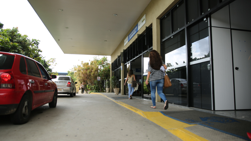 Acessibilidade arquitetônica: piso podotátil.