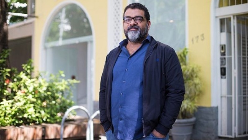 O curador-chefe do Museu de Arte do Rio (MAR) e professor de História da Arte do Instituto de Artes da Universidade Estadual do Rio de Janeiro (UERJ), Marcelo Campos, é o curador desta edição da Unifor Plástica  (Foto: acervo pessoal)