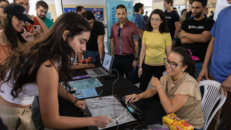 O “Dia T” proporciona aos alunos e à comunidade acadêmica um espaço que emana tecnologia e inovação (Foto: Lucas Plutarcho)