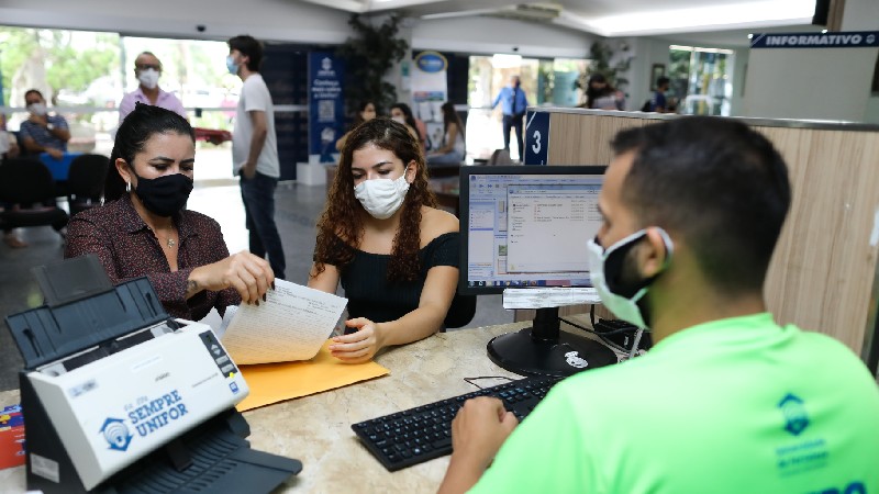 A matrícula de veteranos e novatos pode ser feita online ou presencialmente (Foto: Ares Soares)