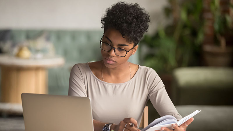 O PEX foi criado em 2019.2 e já contemplou 750 alunos. (Foto: Getty Images)