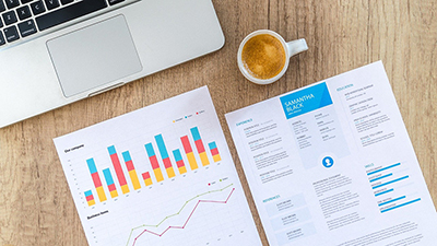 A interpretação de dados econômicos prepara os alunos da Unifor para o mercado de trabalho. (Foto: Pixabay)