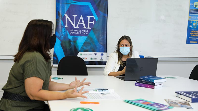 No NAF, os contribuintes têm acesso a serviços de orientação sobre como emitir CNPJ, preenchimento da declaração do Imposto de Renda Pessoa Física, regularidade de CPF, além de poder sanar dúvidas acerca de aspectos tributários em geral. (Foto: Ares Soares)